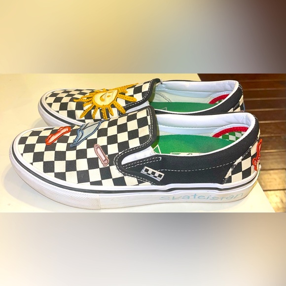 Vans Slip on Men’s 7.5 skateistan shoe black white checkered patches - Picture 4 of 7